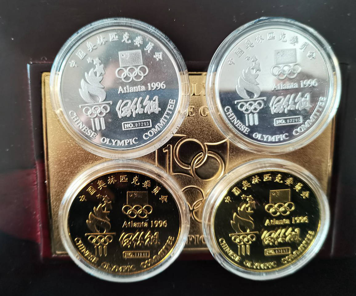 奥运百年纪念金牌
