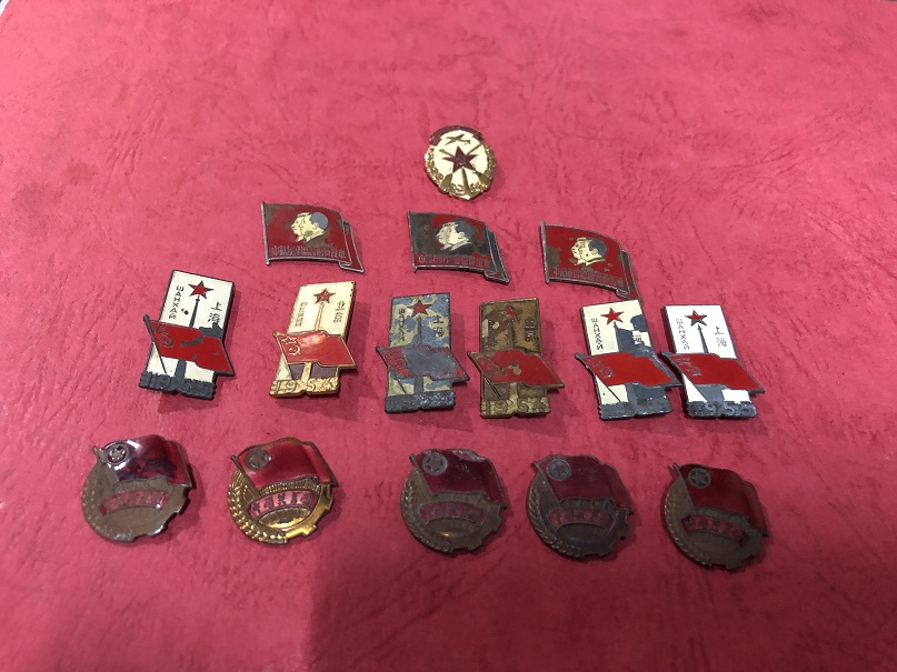 各种早期纪念章和铜团徽15枚