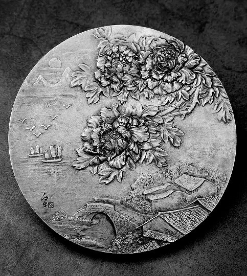 祝福祖国牡丹大铜章富贵牡丹大铜章，黄白铜，80MM